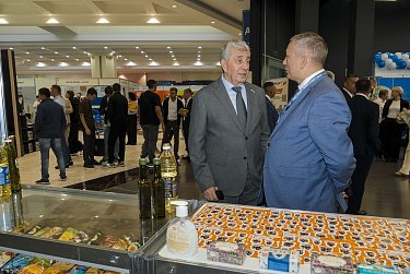 Сергей Грачев: «Меновой двор» – сокращает до минимума дистанцию между производителем и покупателем»